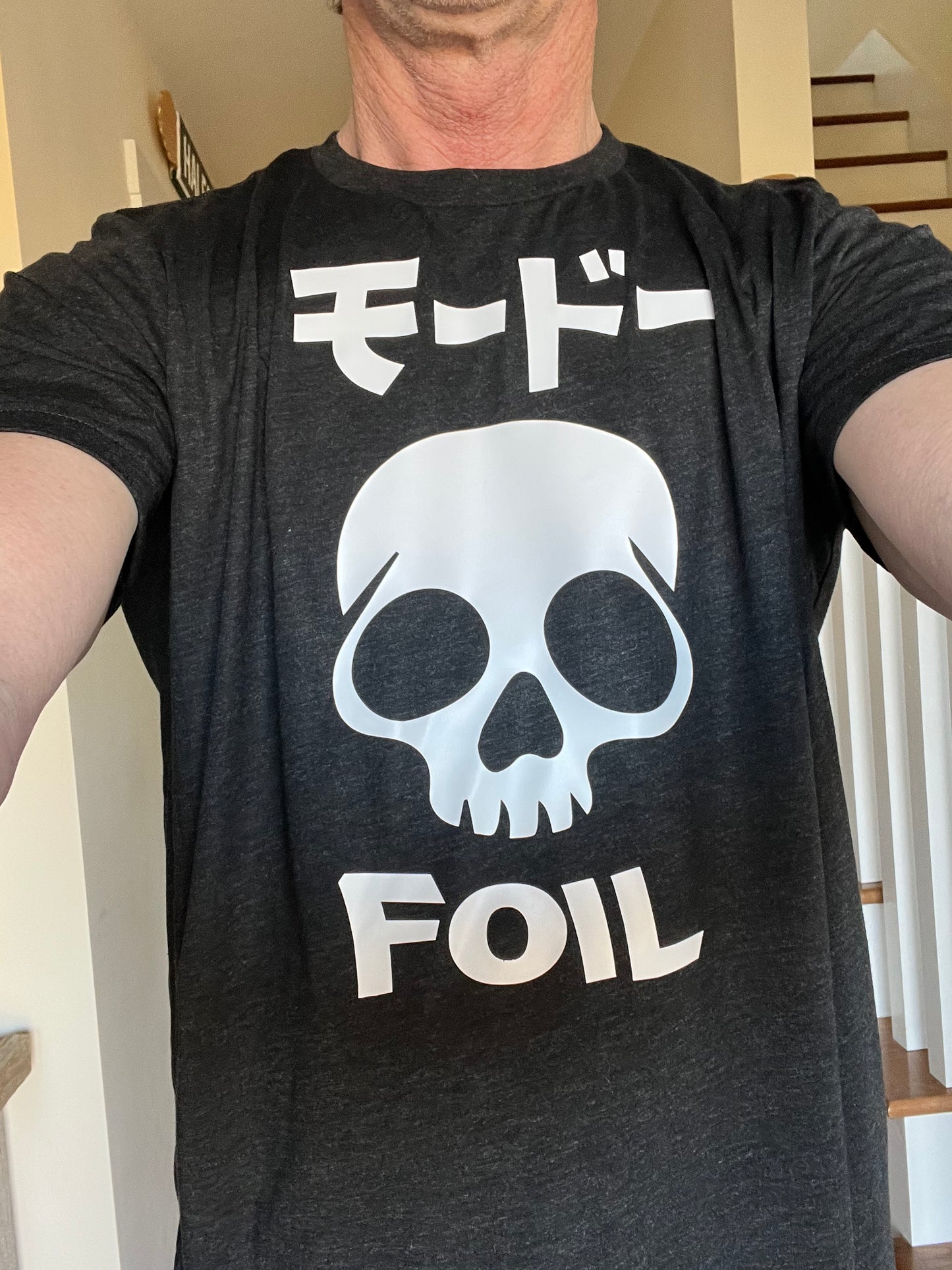 Modo Foil Skull — Tee